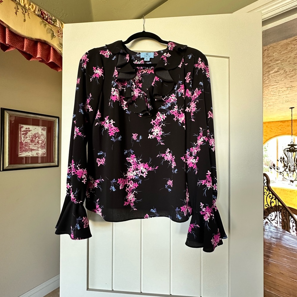 CeCe Floral Blouse - Size Medium